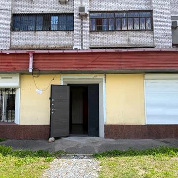 Кавалерійська вул., 9