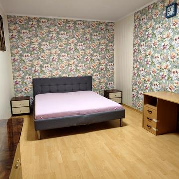 Микільсько-Слобідська вул., 2-В