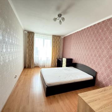 Західна вул., 10