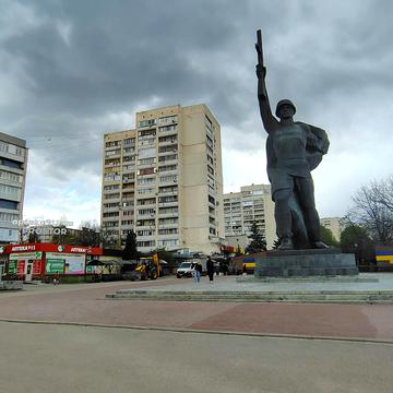 23 Серпня вул., 39