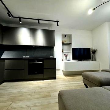 Ділова вул. (Димитрова), 2-Б