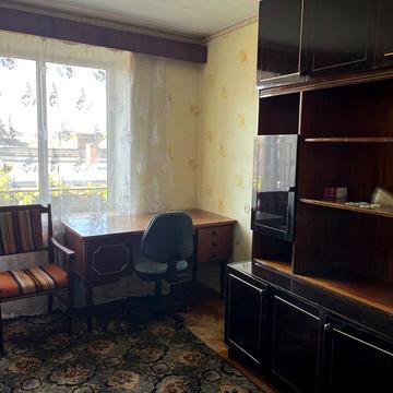 Михайла Павлика вул., 17А