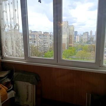 Озерна вул., 28