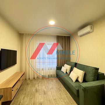 Залізнична вул., 32