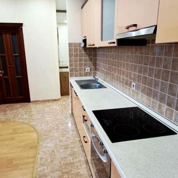 Шевченка просп., 4б