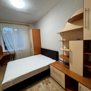 Пономарьова вул., 24б