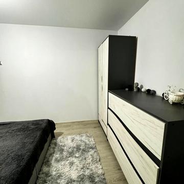 Данила Галицького вул., 1