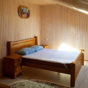 Незалежності вул., 150а