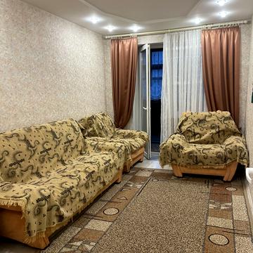 Героїв Поліції вул., 40