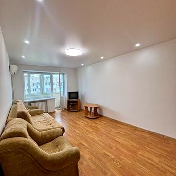 Олеся Гончара вул., 7