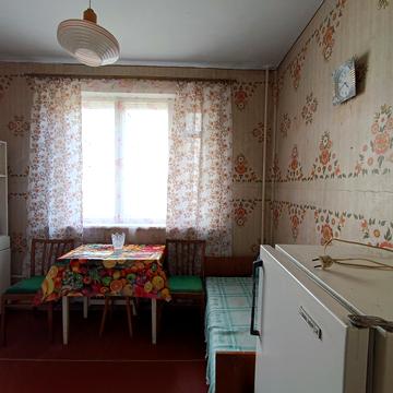 Нескорених вул. (Героїв Праці), 18