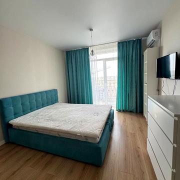 Західна вул., 14