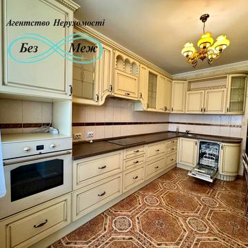 Вишгородська вул., 45