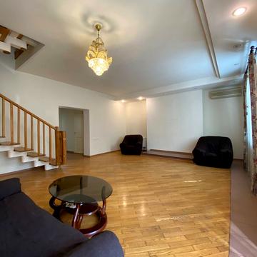 Канатна вул., 9