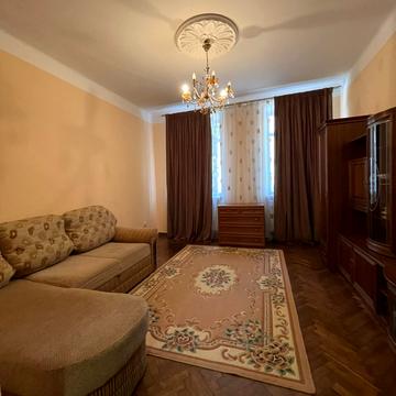 Дмитра Вітовського вул. (), 21