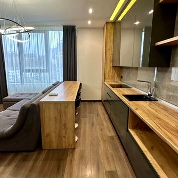 Ділова вул. (Димитрова), 1/2