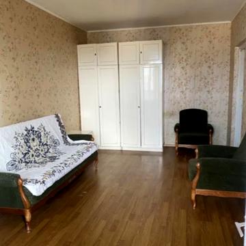 Академіка Корольова просп., 2-В