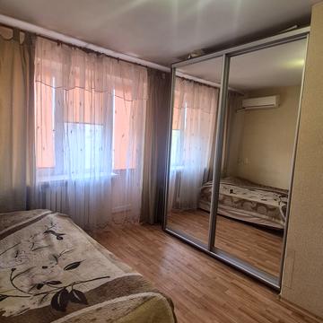 Сімї Глодан вул., 6/1