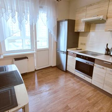 Бориса Гмирі вул., 12-Б