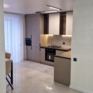 Тролейбусна вул., (Будинок 5)