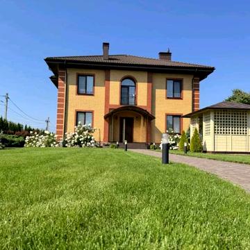 Новокиївська вул.