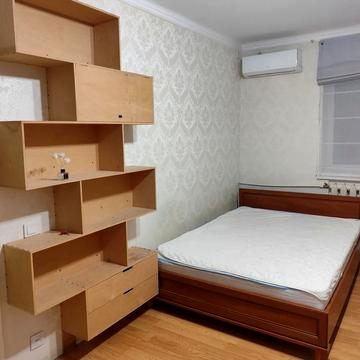 Яскрава вул. (Тверська), 37