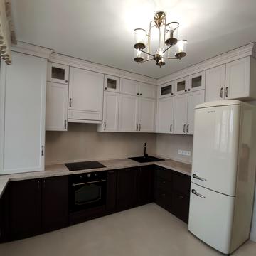 Соборна вул., 233