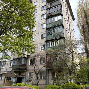Петра Курінного вул. (Комісара Рикова), 3
