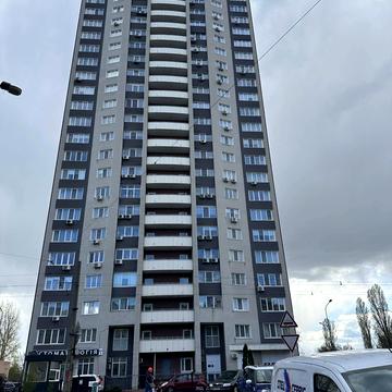 Героїв полку "Азов" вул. (Маршала Малиновського), 8