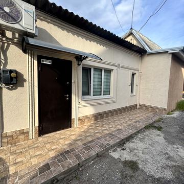 5-та Заводська вул., 226