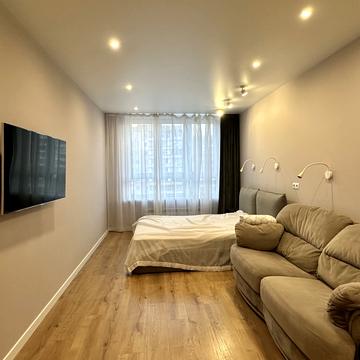 Драгоманова вул., 10