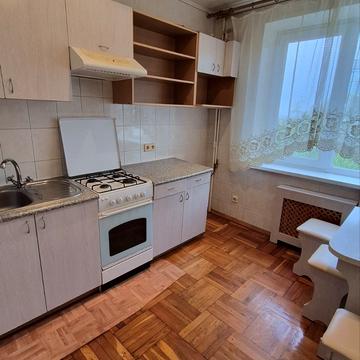 Космічна вул., 19