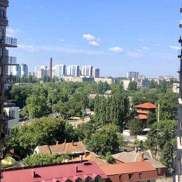 Фонтанська дорога вул., (Будинок 4)