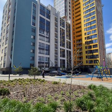 Академіка Сахарова вул., (Будинок 2)