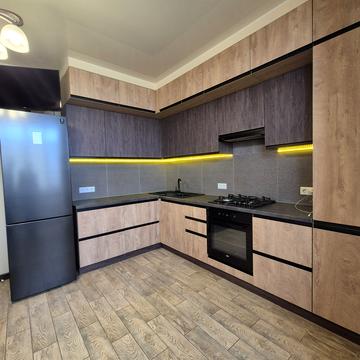 Олександра Довженка вул., 25б