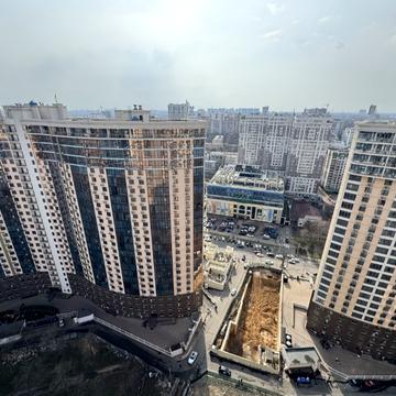 Генуезька вул., 1/1