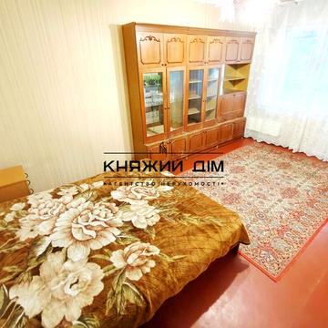 Червоної Калини просп. (Володимира Маяковського), 89