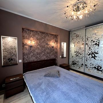 Євгена Чикаленка вул., 59к