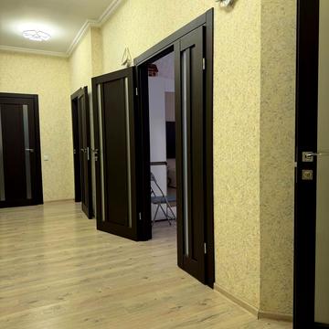 Добровольців вул. (Маршала Говорова), 8