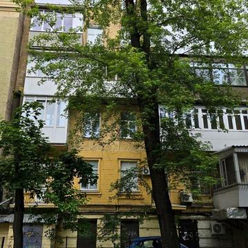 Велика Васильківська вул. (Червоноармійська), 42