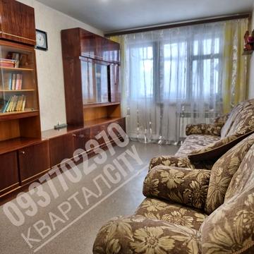 Левка Лукяненка просп. (Рокоссовського), 5