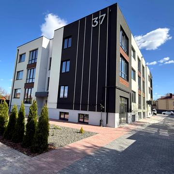 Поповича вул., 37