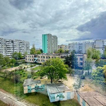 Сержа Лифаря вул. (Олександра Сабурова), 1а