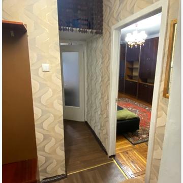 Академіка Заболотного вул., 18