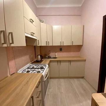 Героїв УПА вул., 4