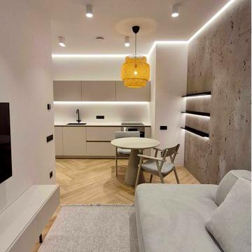 Салютна вул., (Будинок 02301-02303)