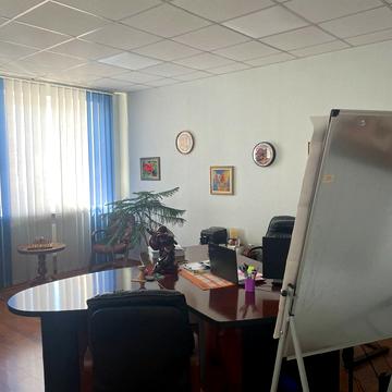 Романа Шухевича вул. (Курчатова), 121