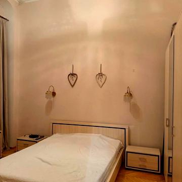 Антоновича вул. (Горького), 10