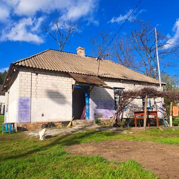 Вишнева, 13