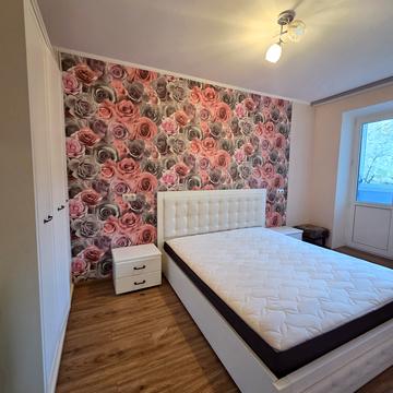 Української Перемоги вул., 30